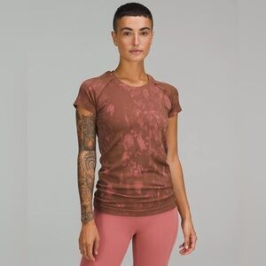 Swiftly Tech Short-Sleeve Shirt 2.0 Hip Length